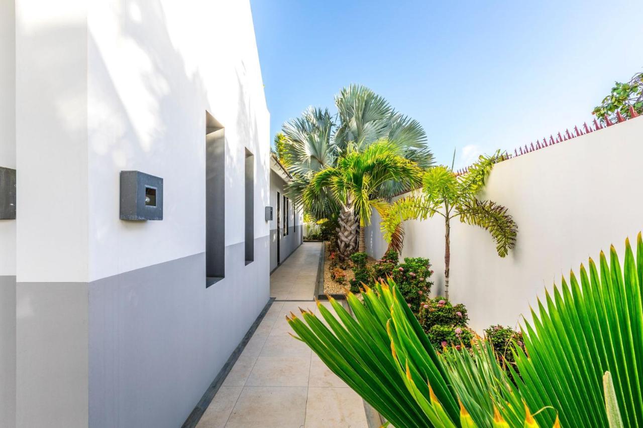 Oceanfront 72 & Sunny Villa Kralendijk Exterior foto